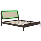 Lit plateforme Queen avec tête de lit LED et détails en rotin | Bois de pin | Pas besoin de sommier tapissier