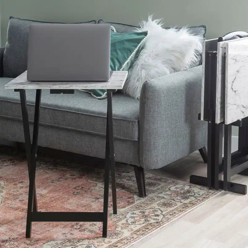 Ensemble de 4 tables de service imitation marbre avec support de rangement | Pliables | Base noire | Capacité de 9 kg
