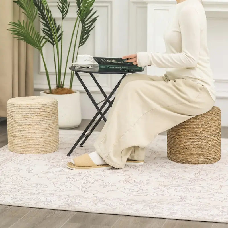 Pouf ottoman tressé main en massette naturelle, lot de 2 | Cadre en bois | 136 kg | 30 cm de diamètre | Polyvalent