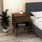 Table de chevet en noyer de style Mid-Century Modern