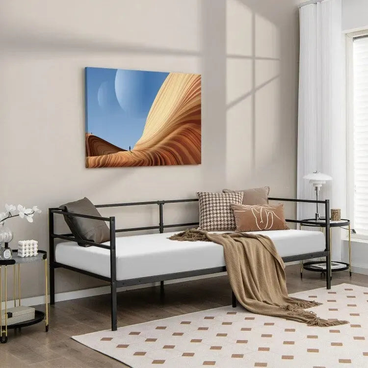 Cadre de lit de repos métallique de taille double pour salon ou chambre à coucher
