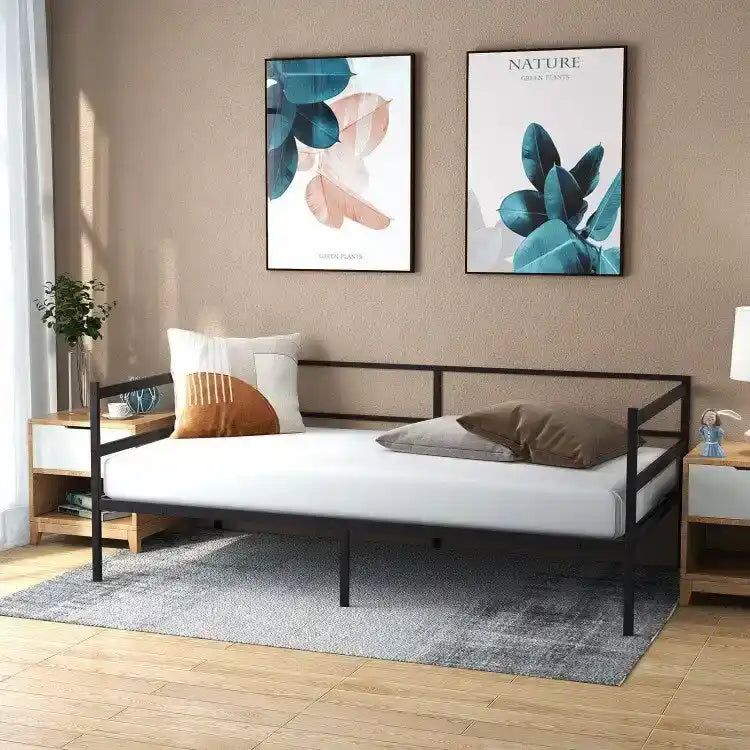 Cadre de lit de repos métallique de taille double pour salon ou chambre à coucher