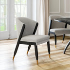 Chaise de salle à manger moderne | Tissu haute performance gris brumeux | Cadre en bois massif | Style glamour contemporain