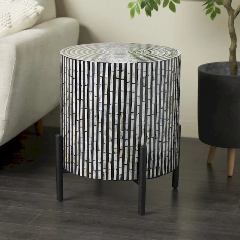 Table d'appoint d'appoint avec incrustation géométrique en nacre coquillage fait main | Pieds noirs | Multicolore | Intérieur